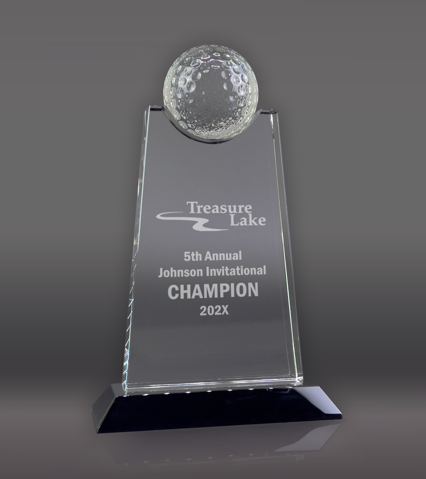 Golf Ball Apex Crystal w/ Black Base