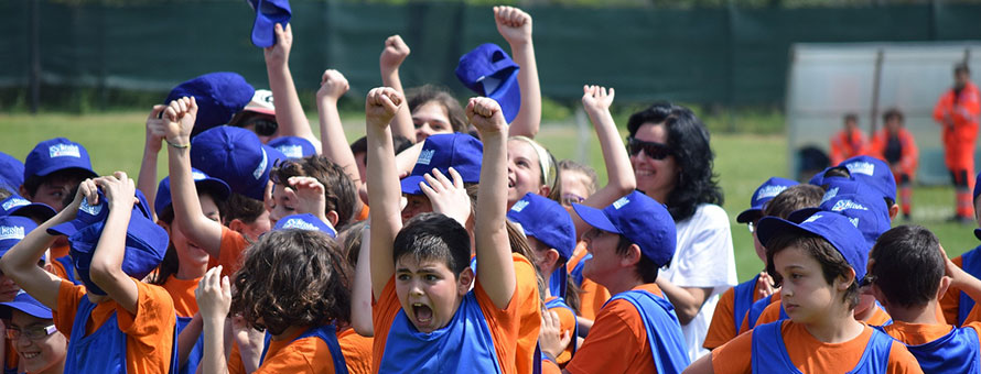 participation trophies for team of students