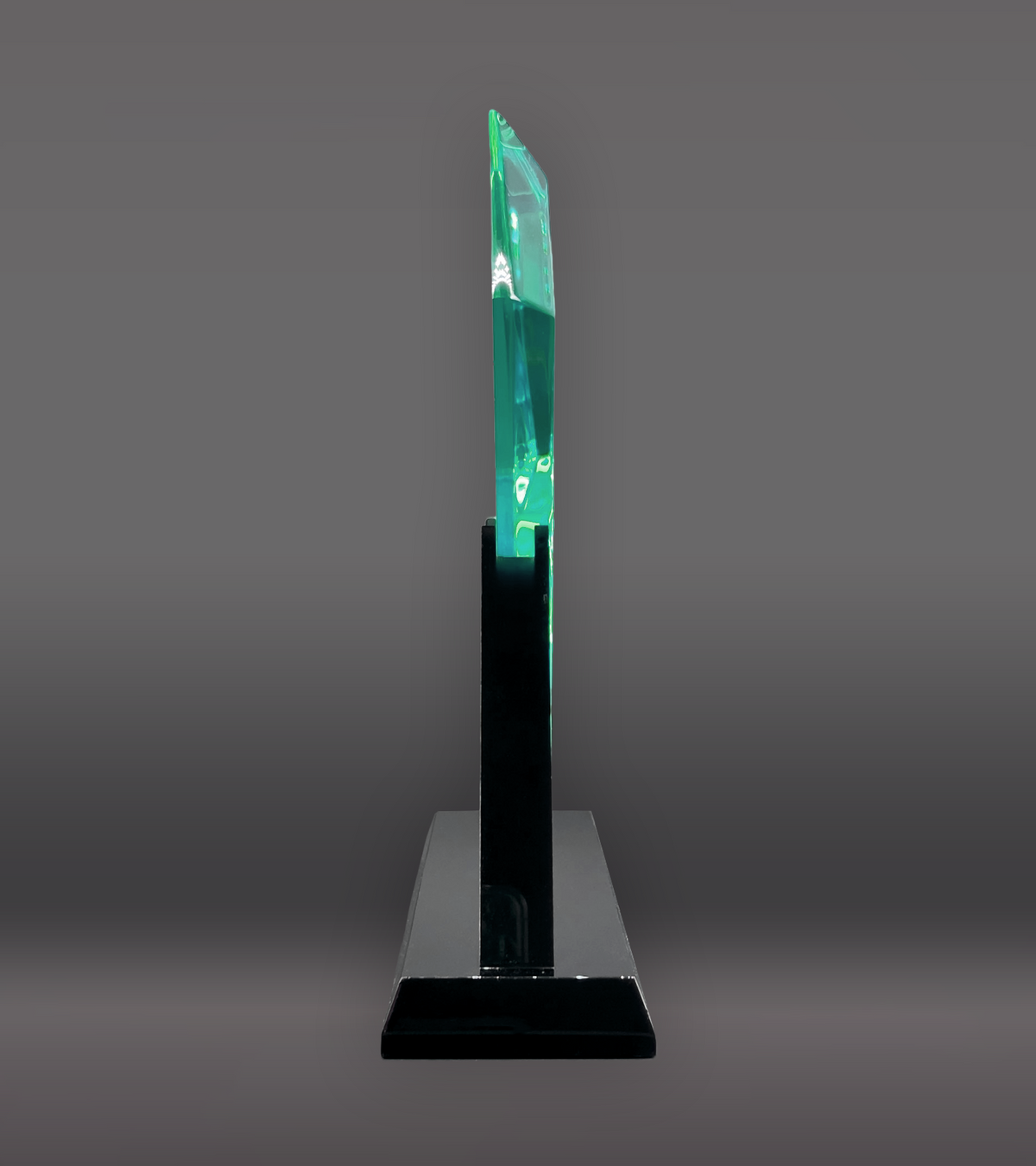 Paramount Diamond Acrylic Award – Jade